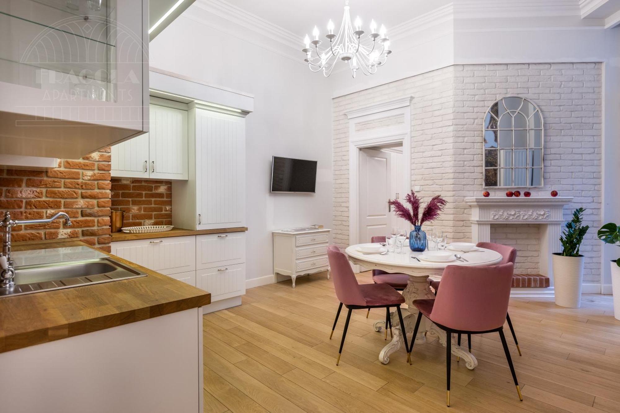 Cozy City Center Apartments Pilsudskiego 11 คราคูฟ ภายนอก รูปภาพ